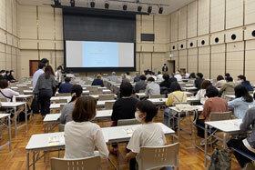 写真：講演の様子