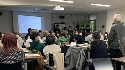 写真:多職種連携教育の様子