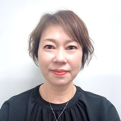 田﨑　あゆみ教員画像