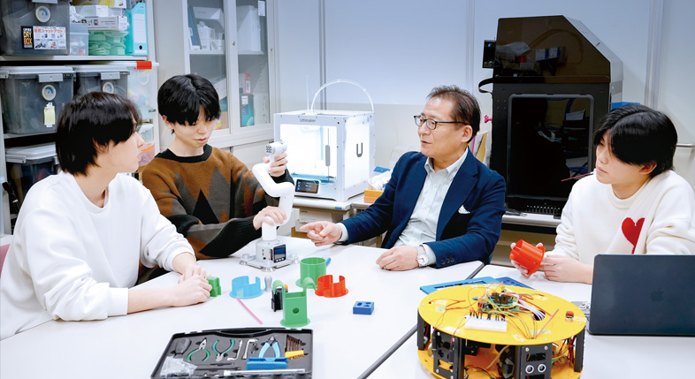 未来を創る情報技術を体験する