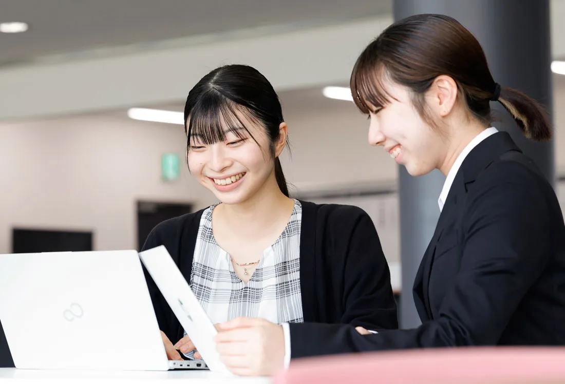 経済学部