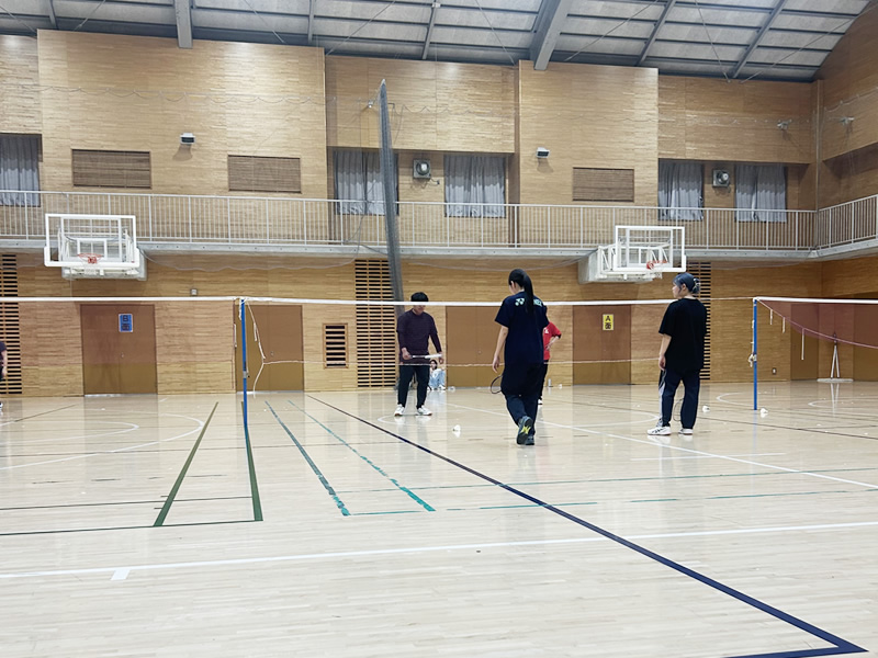 バドミントンサークル