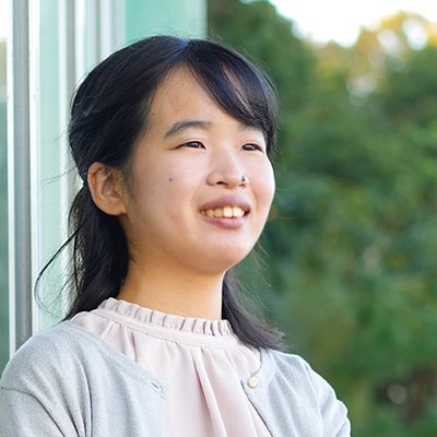 川口 由莉