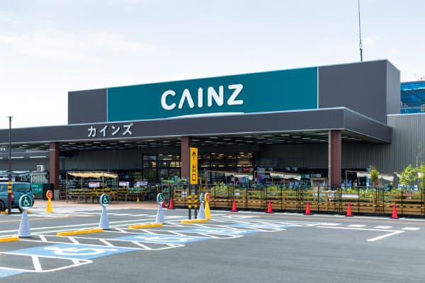 カインズ